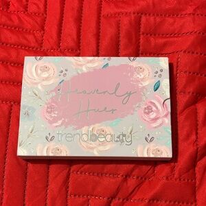 Heavenly Hues Eyeshadow Palette